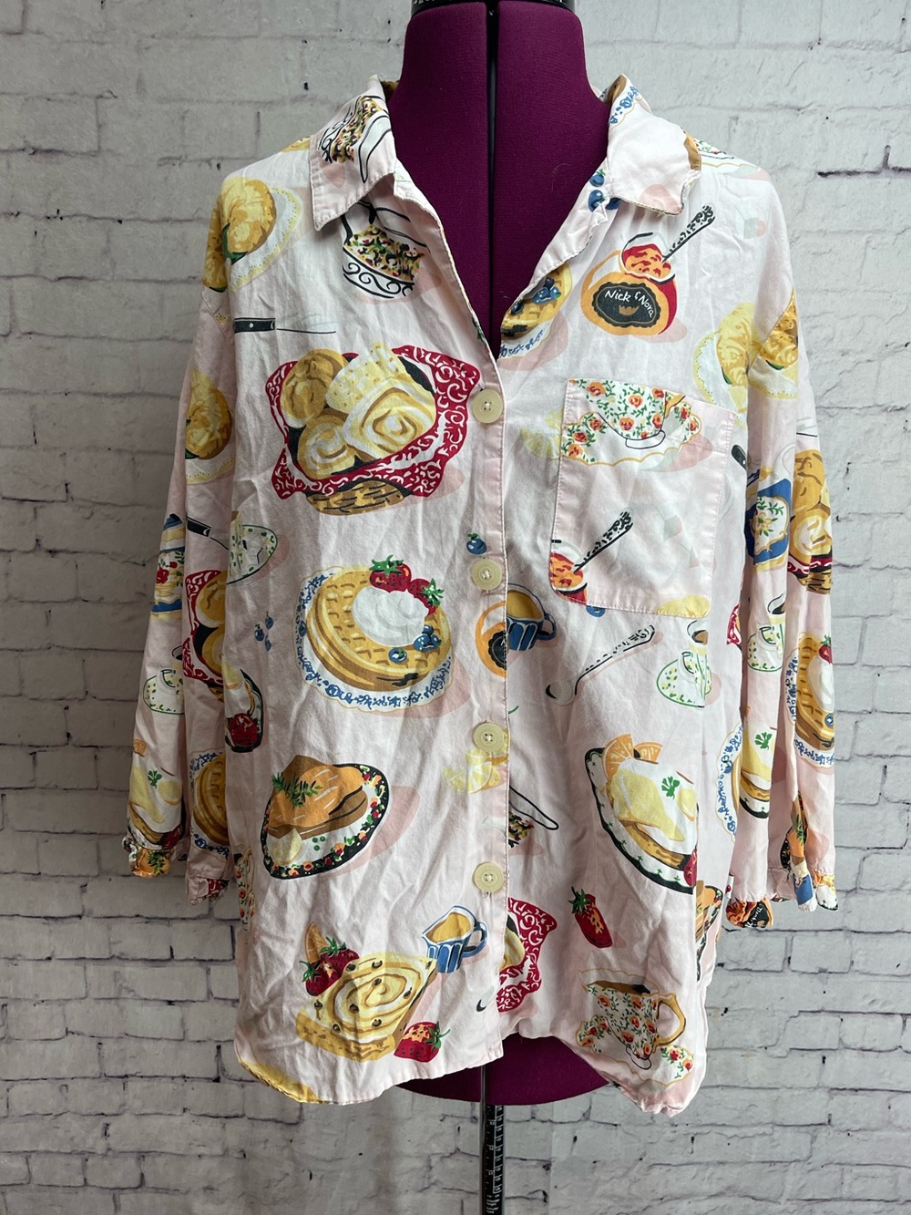 Nick and Nora size large pink brunch waffles pajama top